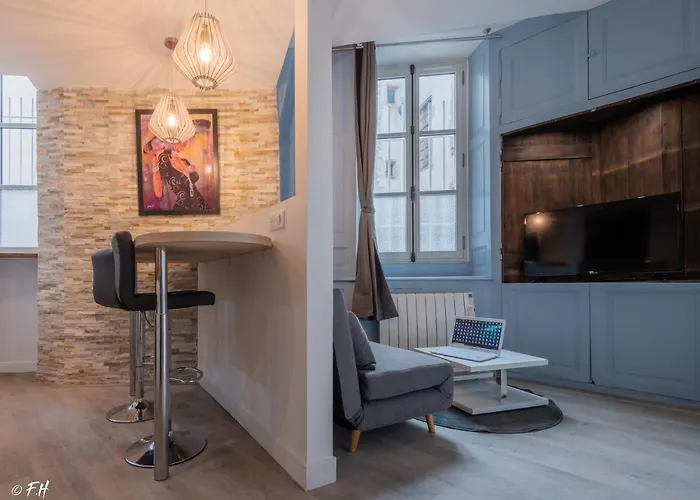 Le Vieux * Laval (Mayenne)